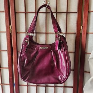 New Coach F19705 Berry Soho Patent Leather Hobo Bag. Never Worn, Mint